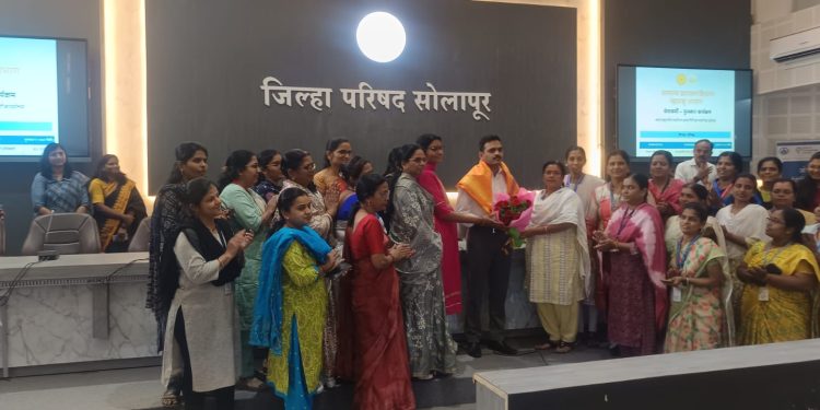 उत्कृष्ट कामगिरीबद्दल मुख्य कार्यकारी अधिकारी कुलदीप जंगम यांचा भव्य सत्कार