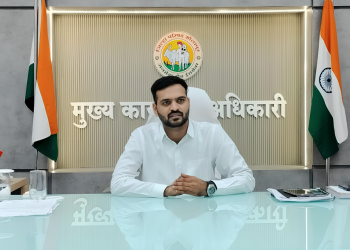 बारावी परीक्षा केंद्राला दिली मुख्य कार्यकारी अधिकारी कुलदीप जंगम यांनी दिली भेट..!